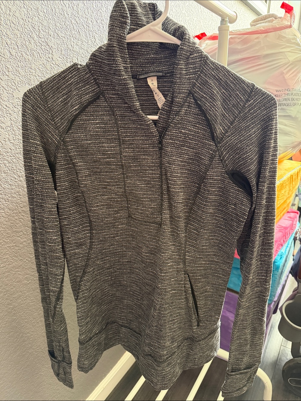 lululemon athletica Gray Marled Long-Sleeve Hooded Pullover